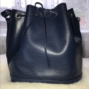 LOUIS VUITTON BLUE EPI NOE NM PETITE